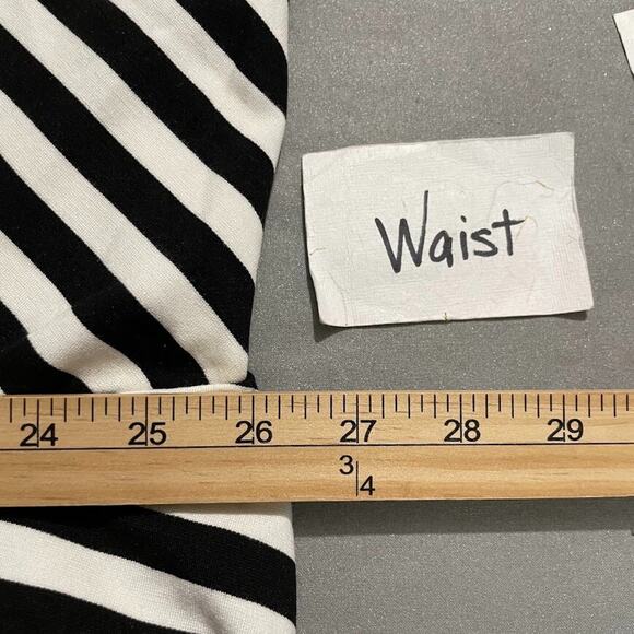 Torrid Plus Size 6 Black White Striped Ponte Knit Sleeveless Skater Dress - Picture 9 of 10